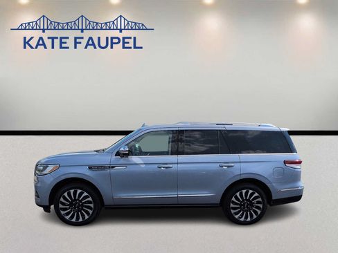 Used 2024 Lincoln Navigator Black Label AWD/4WD image 4