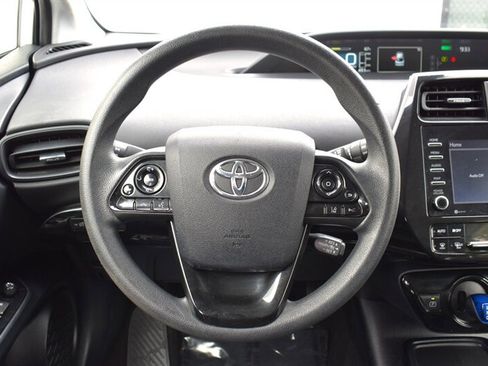 Used 2022 Toyota Prius LE FWD image 14