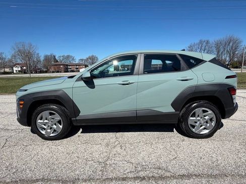 Certified 2026 Hyundai Kona SE image 9