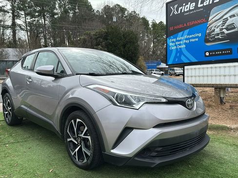 Used 2018 Toyota C-HR XLE image 1