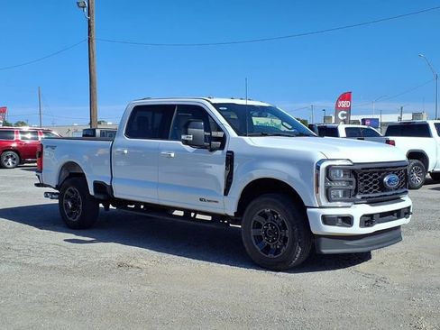Used 2024 Ford F250 Lariat w/ Sport Appearance Package AWD/4WD image 24