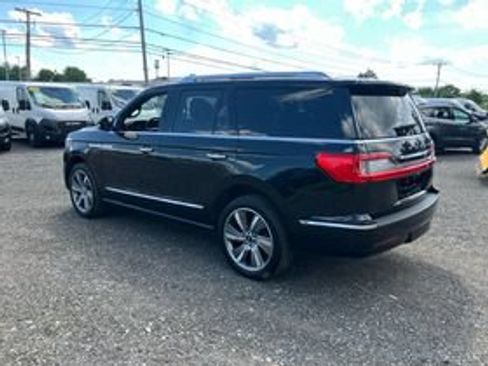Used 2019 Lincoln Navigator Reserve AWD/4WD image 6