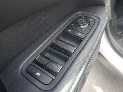 Used 2025 Lexus RX 350 FWD w/ Technology Package image 19