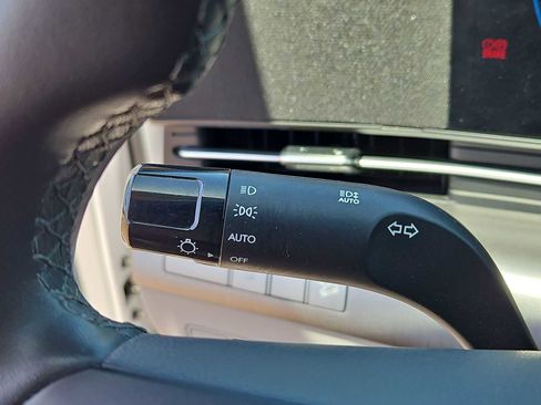 Certified 2025 Hyundai Kona SEL FWD image 25