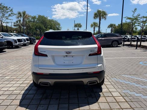 Used 2019 Cadillac XT4 Premium Luxury w/ Driver Awareness Package FWD image 6