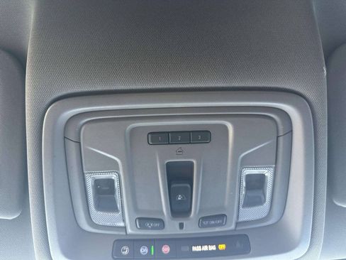 Used 2020 Chevrolet Silverado 1500 LT Trail Boss AWD/4WD image 36