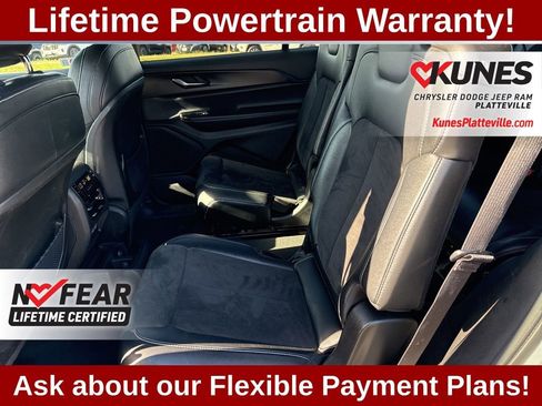 Used 2023 Jeep Grand Cherokee L Laredo AWD/4WD image 20