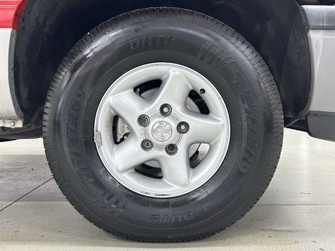 Used 1998 Dodge Ram 1500 Truck 2WD Regular Cab image 21