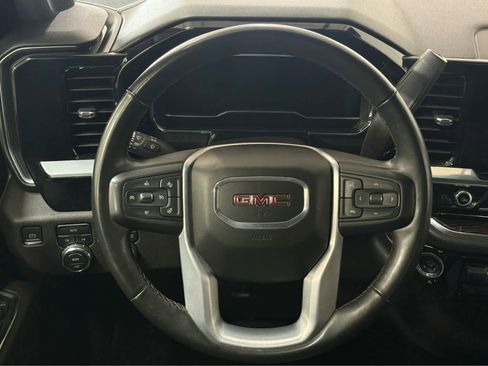 Used 2023 GMC Sierra 1500 SLE AWD/4WD image 18