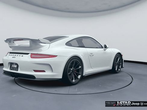 Used 2015 Porsche 911 GT3 w/ Sound Package Plus RWD image 5