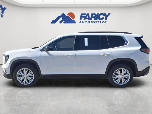 Used 2026 GMC Acadia Elevation w/ Elevation Premium Package AWD/4WD image 8