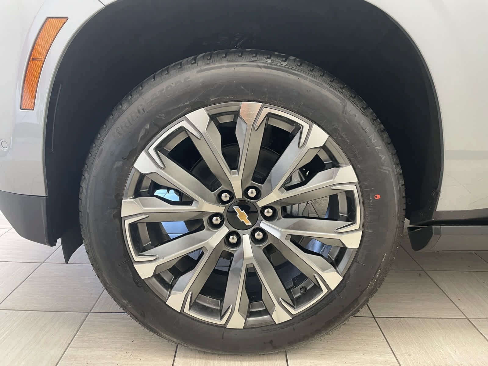 New 2026 Chevrolet Suburban High Country AWD/4WD image 8