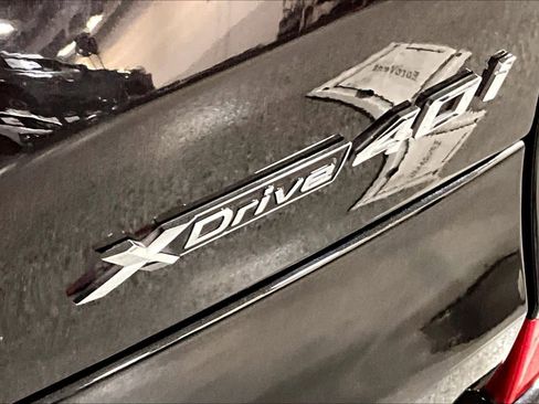 Used 2021 BMW X5 xDrive40i w/ M Sport Package image 10