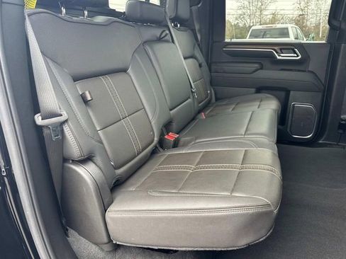 Used 2025 Chevrolet Silverado 3500 High Country w/ Technology Package image 21