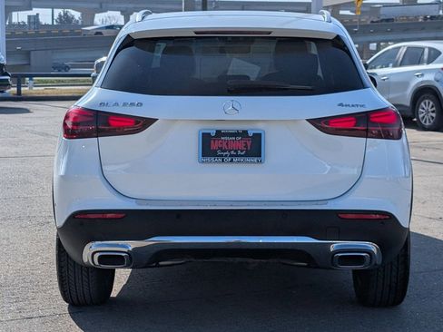 Used 2025 Mercedes-Benz GLA 250 4MATIC image 5