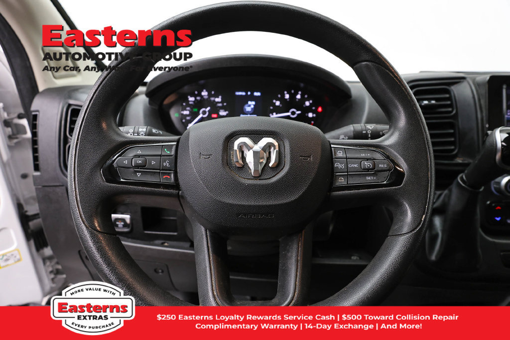 Used 2025 RAM ProMaster 2500 w/ Convenience Group FWD image 11