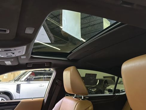 Used 2020 Lexus ES 350 w/ Premium Package image 14