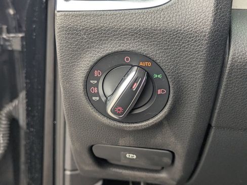 Used 2014 Audi Q7 3.0T S line Prestige w/ S Line Package image 23