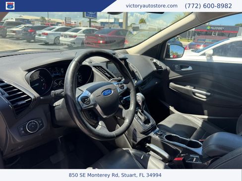 Used 2016 Ford Escape Titanium w/ Equipment Group 301A AWD/4WD image 23