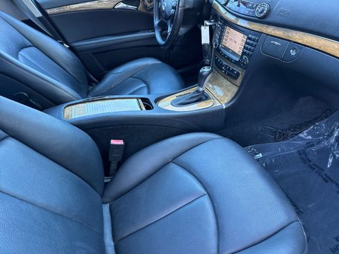 Used 2008 Mercedes-Benz E 350 Sedan image 14