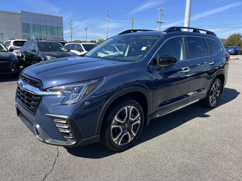 Certified 2025 Subaru Ascent Touring w/ Popular Package #1 image 3