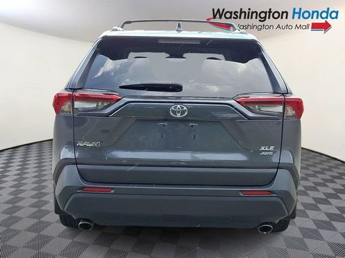 Used 2022 Toyota RAV4 XLE w/ Convenience Package AWD/4WD image 5