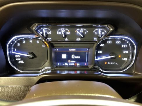 Used 2019 GMC Sierra 1500 SLT w/ SLT Premium Plus Package AWD/4WD image 34