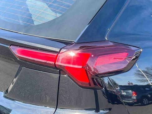 New 2027 Chevrolet Bolt LT w/ Comfort Package image 8