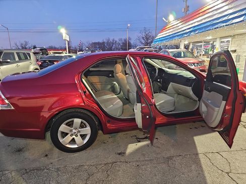 Used 2007 Ford Fusion SE image 25