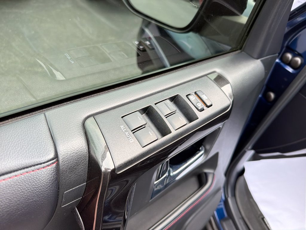 Used 2019 Toyota 4Runner TRD Off-Road Premium AWD/4WD image 19