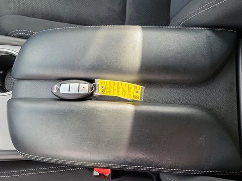 Used 2022 Nissan Murano S image 31