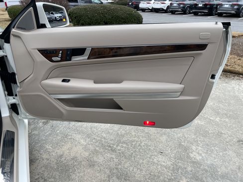 Used 2017 Mercedes-Benz E 400 Cabriolet image 44