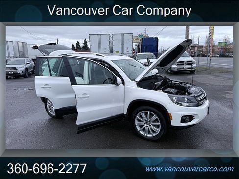 Used 2012 Volkswagen Tiguan SE image 31