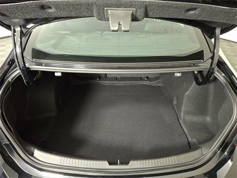 Used 2023 Chevrolet Malibu LT image 28