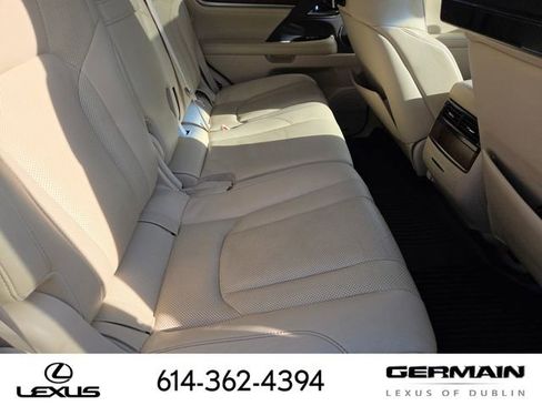 Used 2017 Lexus LX 570 4WD image 35