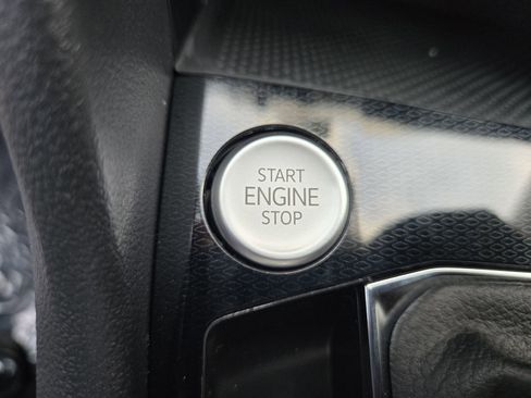 New 2026 Volkswagen Taos S image 14