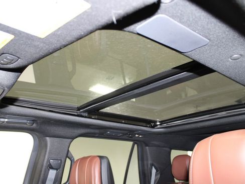 Used 2025 Lincoln Navigator Reserve image 61