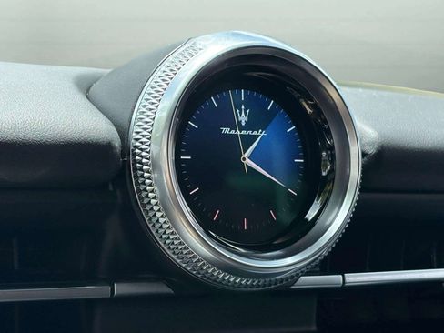 New 2025 Maserati Grecale GT image 29