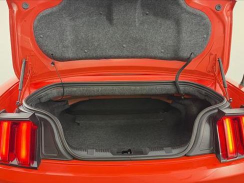 Used 2016 Ford Mustang Premium RWD image 17