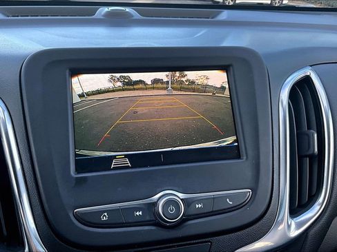 Used 2019 Chevrolet Equinox LT image 10