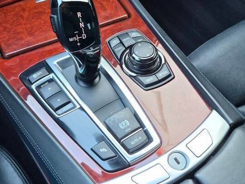 Used 2011 BMW ALPINA B7 w/ Driver Assistance Pkg image 54