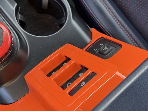 Used 2024 Ford Bronco Raptor image 24