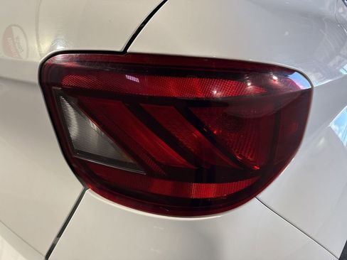 Used 2024 Hyundai Venue SE image 16