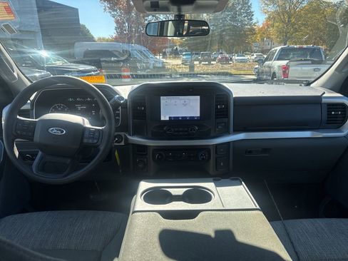 Used 2023 Ford F150 XLT image 12