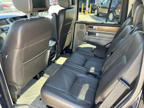Used 2014 Land Rover LR4 HSE LUX image 16