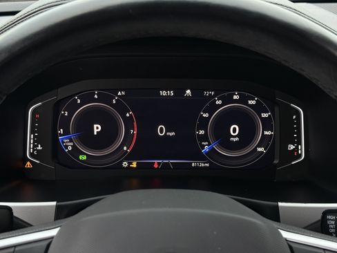 Used 2022 Volkswagen Atlas Cross Sport SEL R-Line w/ Cross Sport MDO Package image 20