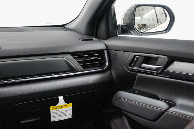 New 2027 GMC Terrain AT4 w/ Convenience Package III AWD/4WD image 20