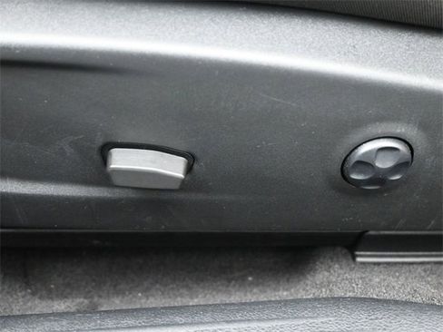 Used 2021 Dodge Challenger R/T w/ Blacktop Package image 30