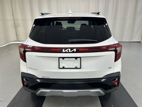 Certified 2024 Kia Seltos S image 21