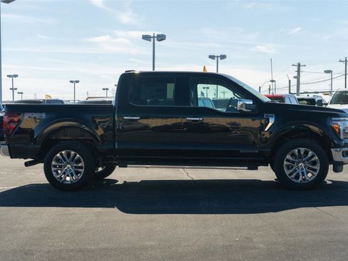 Used 2025 Ford F150 Lariat w/ Equipment Group 501A Mid image 4